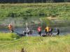 Рыбалка и отдых на берегу - активное развлечение у водоема в июне
